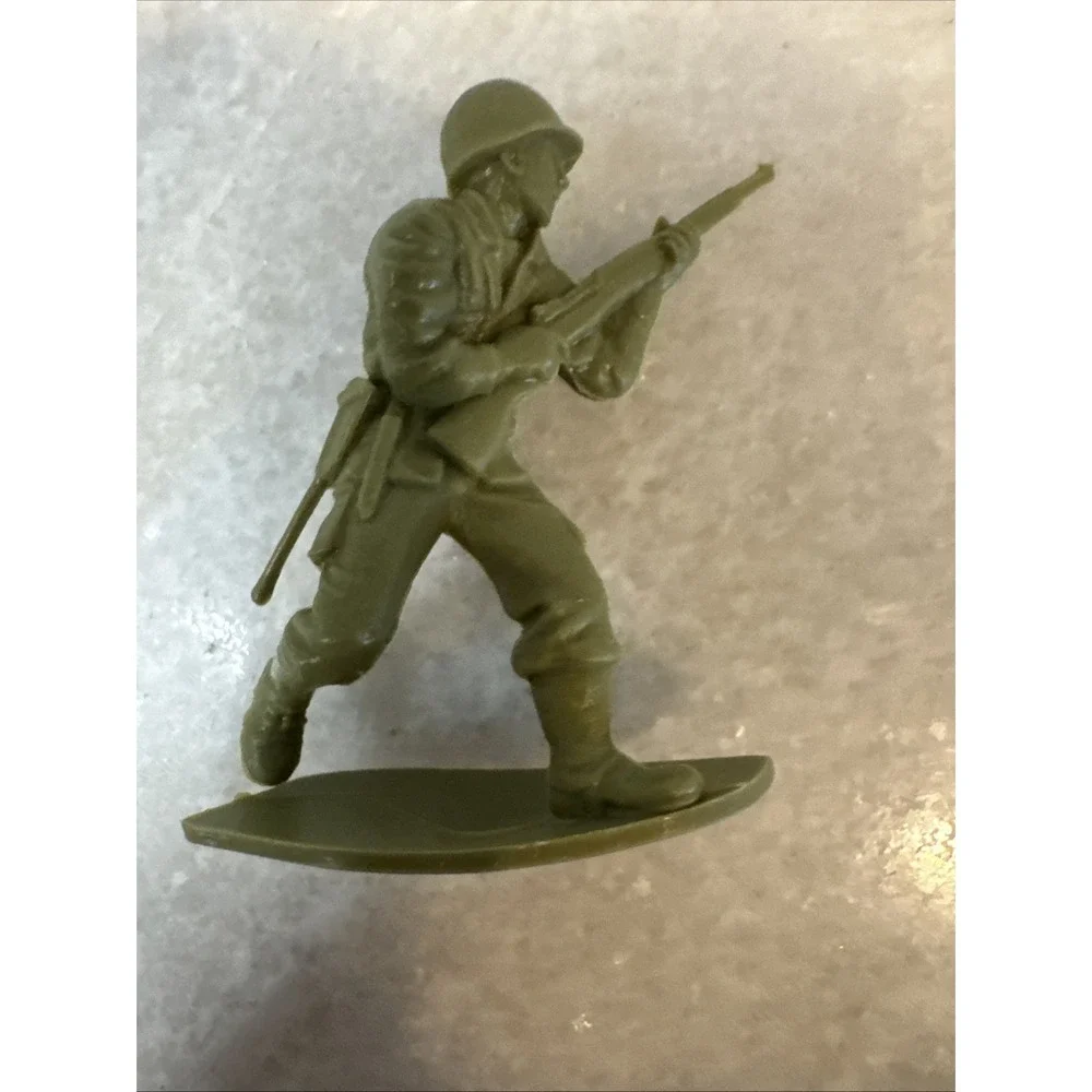 Vintage Green 54mm Toy‎ Soldiers Set Of 11